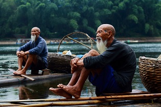 危險！老年人不應(yīng)“口渴”了才喝水